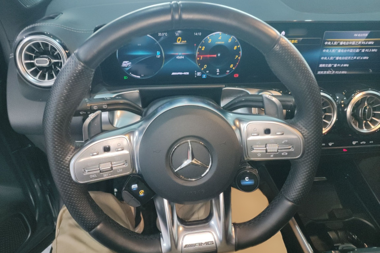 奔驰GLB AMG 2021款 改款 AMG GLB 35 4MATIC局部细节13