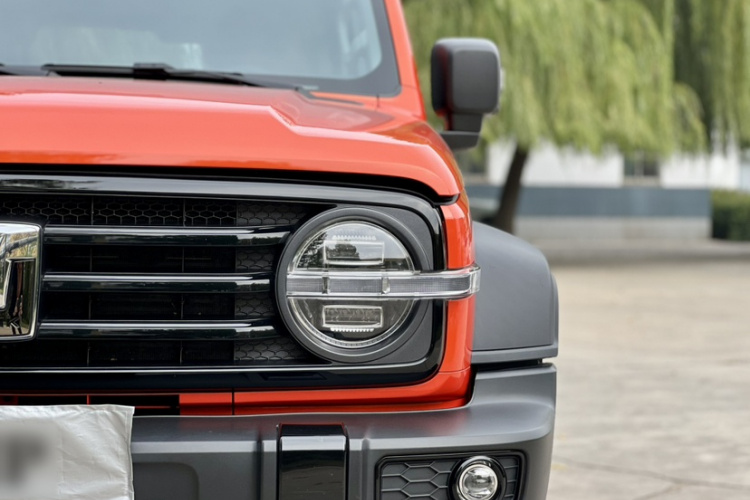 坦克300 2023款 越野版 2.0T 征服者车身外观6003