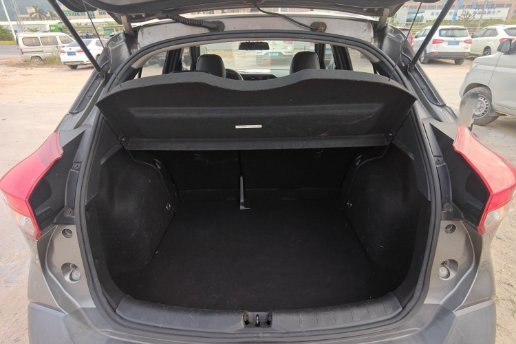 日产 劲客 2019款 1.5L CVT智联豪华版局部细节23