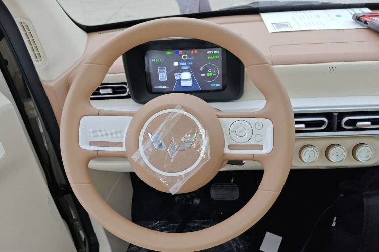 五菱汽车 宏光MINIEV 2024款 第三代 215km 青春版中控内饰13