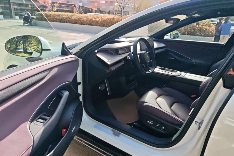 小米汽车 小米SU7 2024款 四驱超长续航高阶智驾Max版中控内饰7003