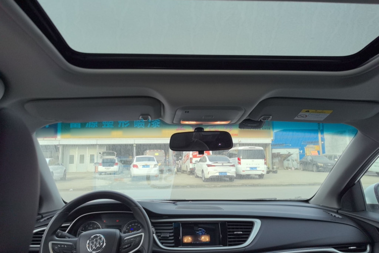 别克 英朗 2021款 改款 典范 1.5L 自动精英型中控内饰22