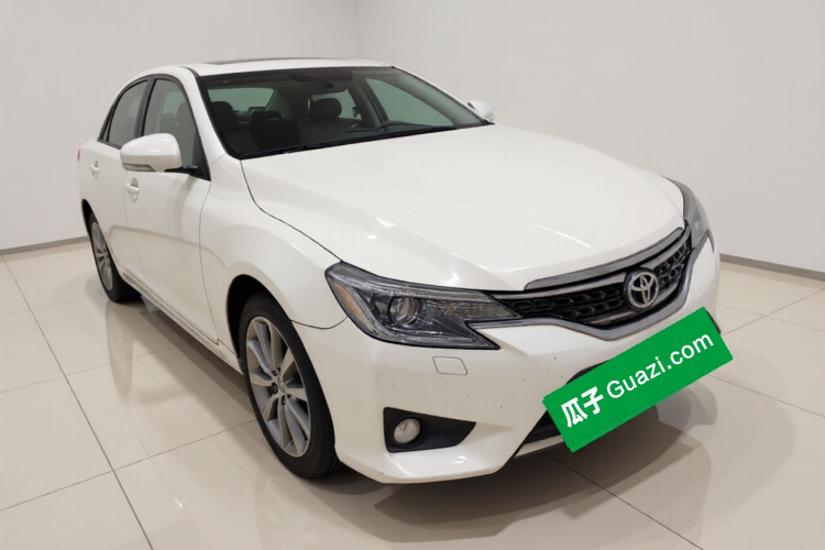 丰田 锐志 2013款 2.5V 尚锐版车身外观3