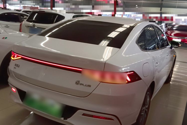 比亚迪 秦PLUS 2024款 荣耀版 EV 510KM领先型车身外观6005