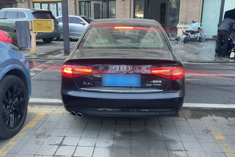奥迪A4L 2015款 35 TFSI 自动标准型车身外观6003