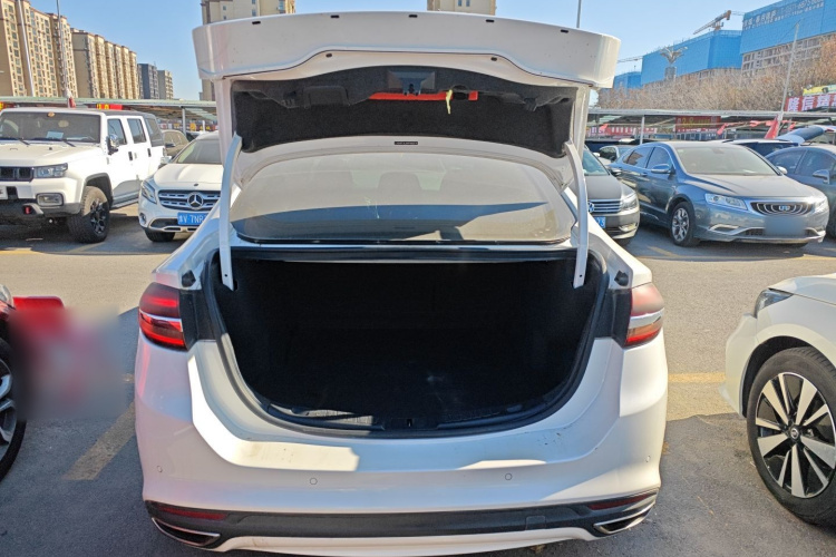 福特 蒙迪欧 2017款 EcoBoost 180 时尚型局部细节23