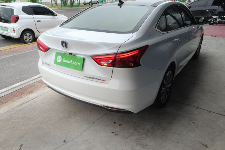 长安 睿骋CC 2018款 1.5T 自动豪雅型 国V车身外观7