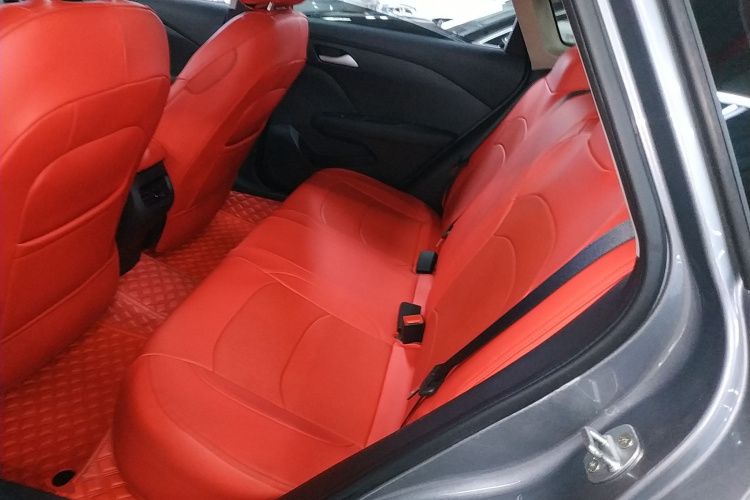 雪佛兰 科鲁泽 2019款 Redline 320T 双离合欢快版 国VI中控内饰7004