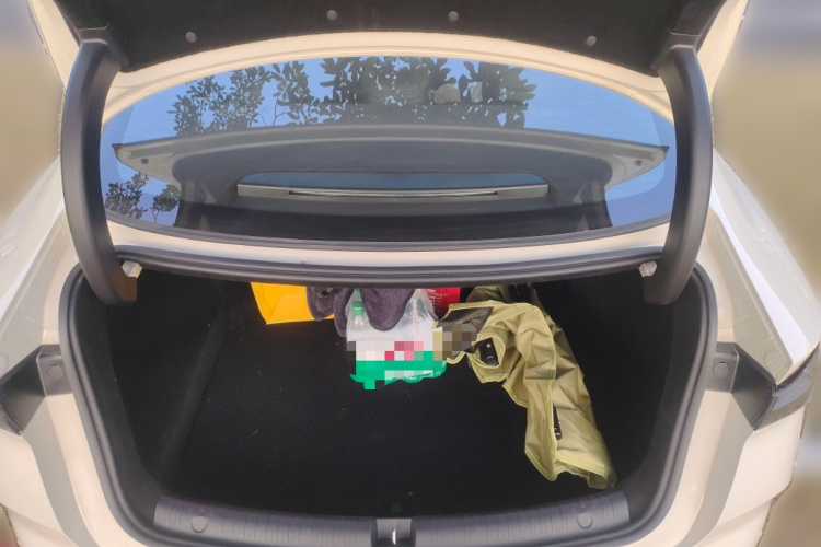 比亚迪 海豹06新能源 2025款 DM-i 智驾版 120KM尊荣型中控内饰23