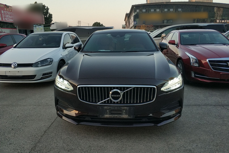 沃尔沃S90 2017款 T4 智远版车身外观6001