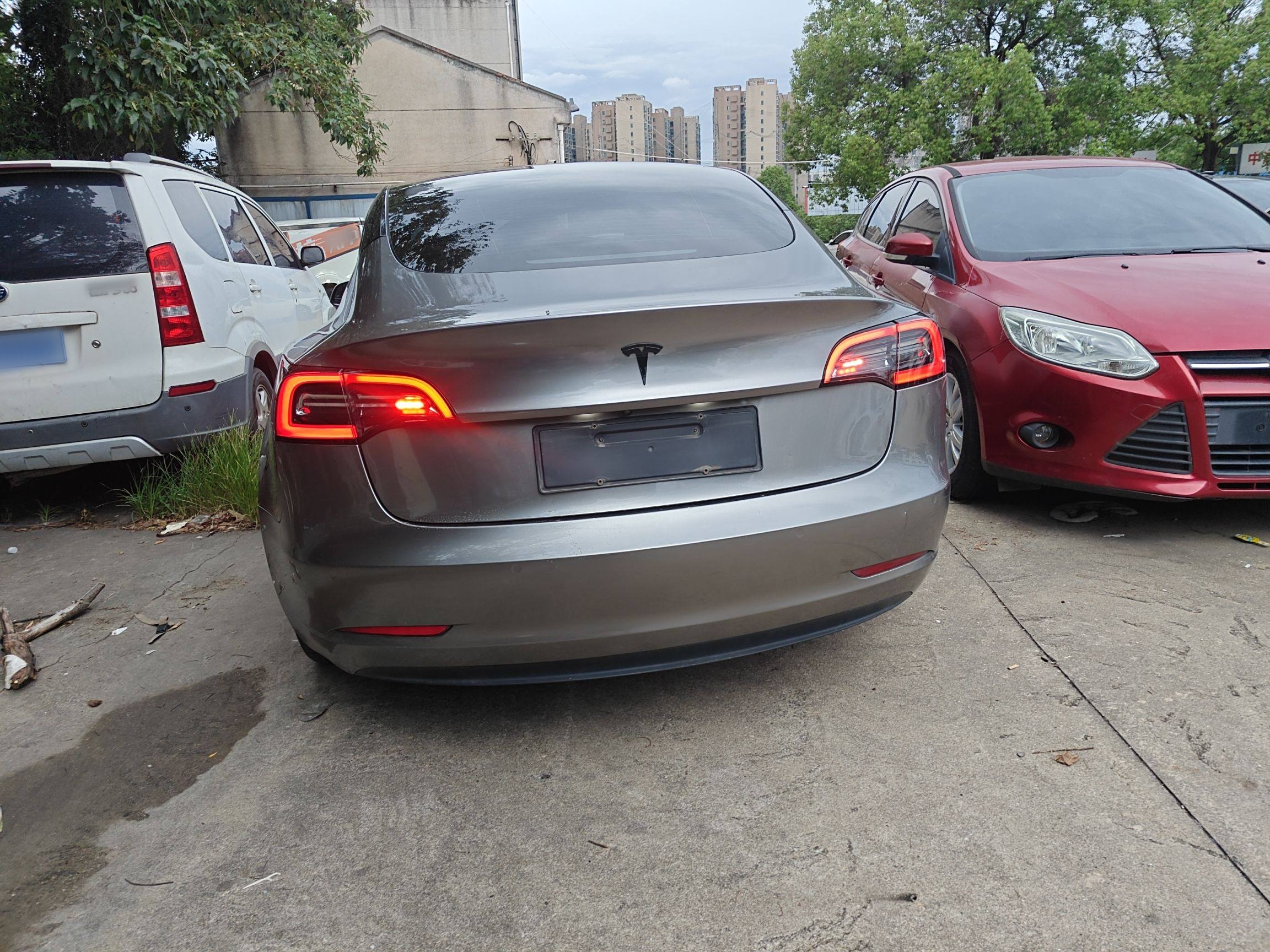 特斯拉 Model 3 2021款 标准续航后驱升级版