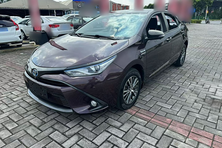 丰田 雷凌 2016款 双擎 1.8H GS E-CVT精英天窗版车身外观6001