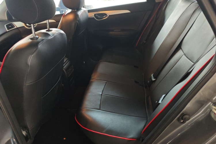 日产 轩逸 2022款 经典 1.6XE CVT舒适版中控内饰21