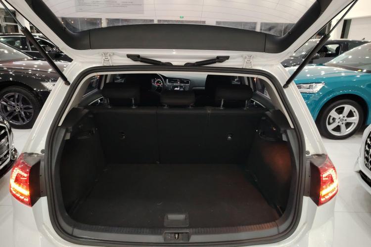 大众 高尔夫 2016款 1.6L 自动舒适型局部细节23