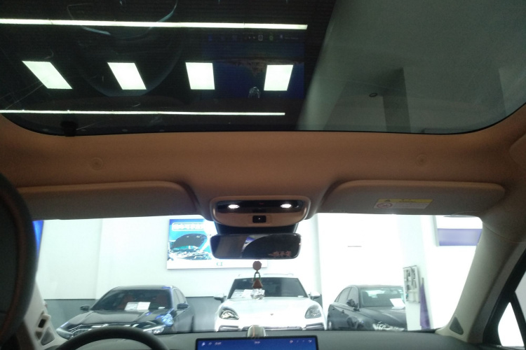 鸿蒙智行 问界M5 2022款 增程后驱标准版中控内饰22