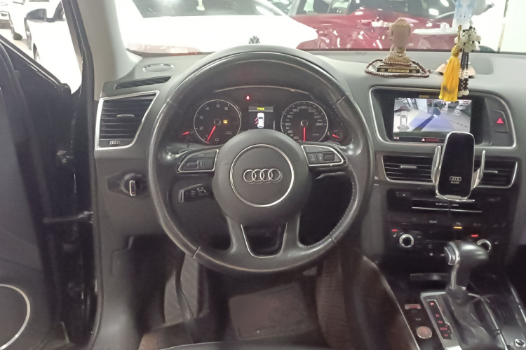 奥迪Q5 2017款 40 TFSI 舒适型局部细节13