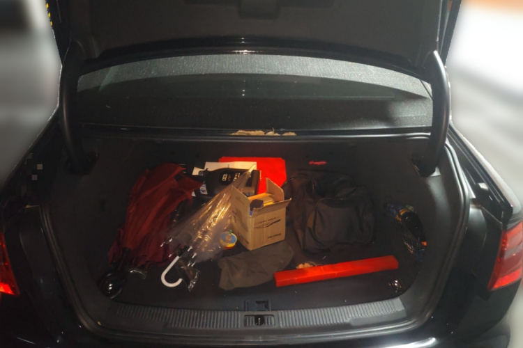 奥迪A6L 2014款 30 FSI 技术型中控内饰23