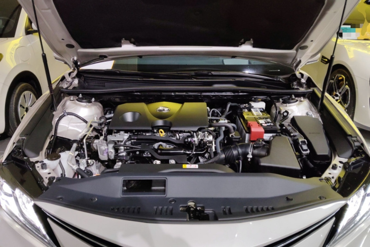 丰田 凯美瑞 2023款 2.0G 豪华版机舱底盘24