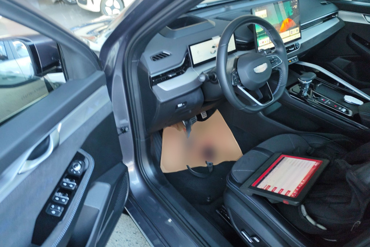 吉利汽车 星瑞 2025款 东方曜 2.0TD 望月版中控内饰20