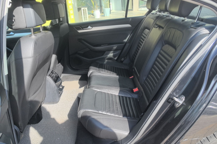 大众 迈腾 2018款 280TSI DSG 领先型中控内饰21