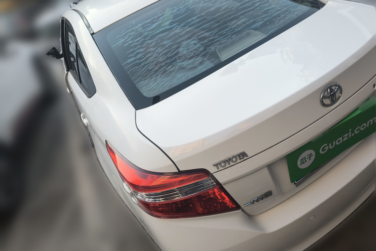 丰田 威驰 2014款 1.3L 手动型尚版车身外观5