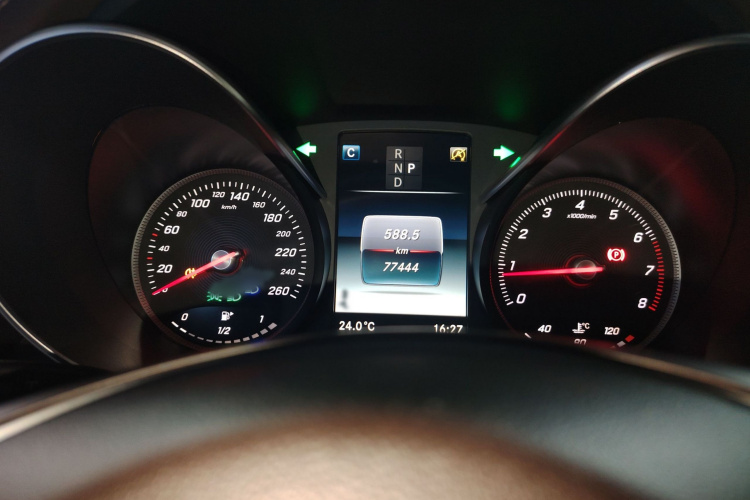 奔驰GLC 2018款 GLC 260 4MATIC 豪华型局部细节14