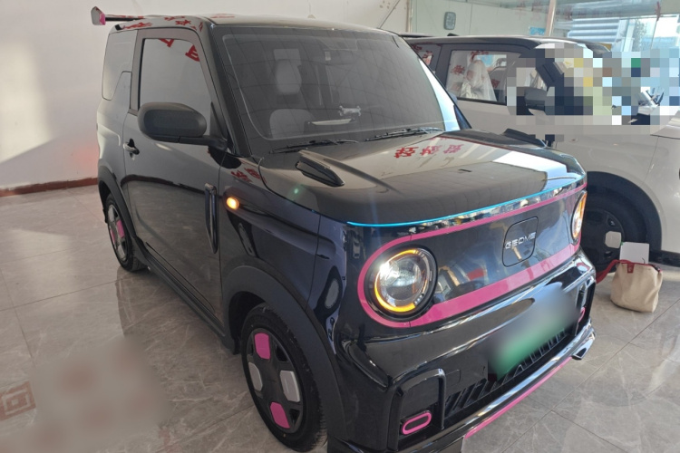 吉利银河 2025款 210km 熊猫卡丁车身外观6002