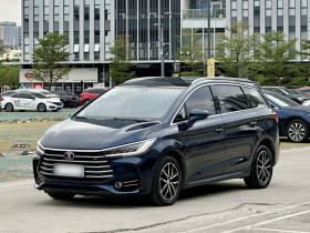 比亚迪 宋MAX 2017款 1.5T 自动智联精英型 7座