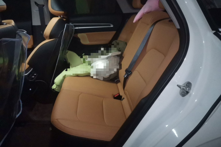 吉利汽车 帝豪 2025款 第4代 1.5L CVT旗舰型中控内饰21