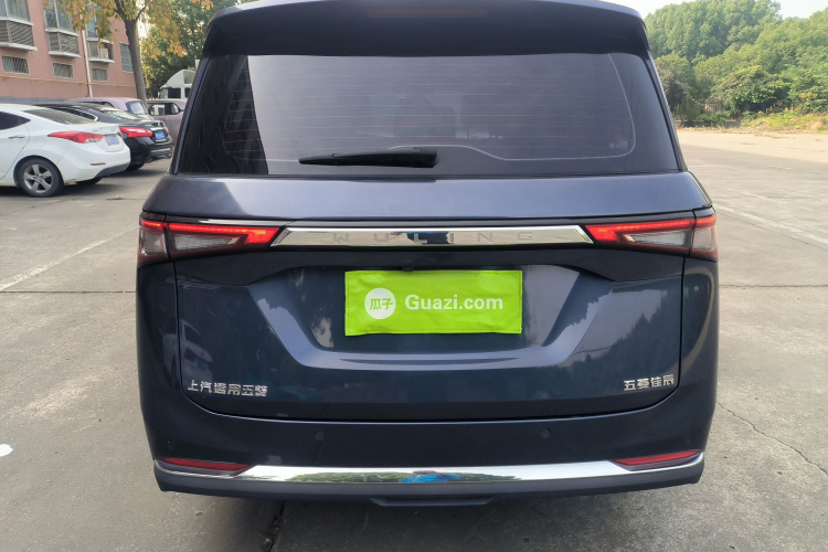 五菱汽车 五菱佳辰 2022款 1.5T CVT智享豪华型车身外观6