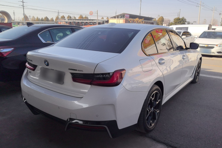 宝马i3 2024款 eDrive 40 L 曜夜套装车身外观7