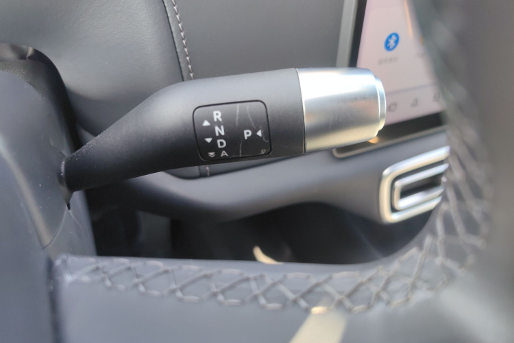 理想汽车 理想L8 2024款 Max局部细节18