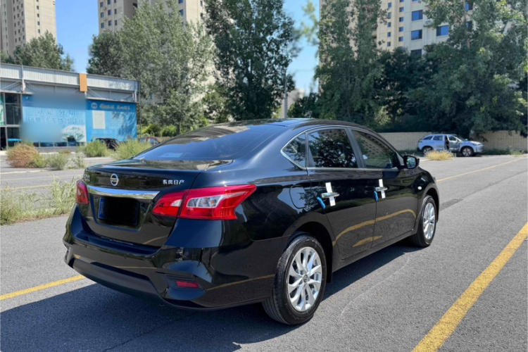 日产 轩逸 2022款 经典 1.6XE CVT舒适版车身外观6007