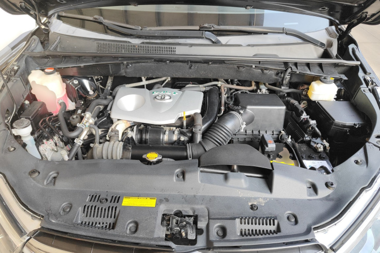 丰田 汉兰达 2015款 2.0T 两驱精英版 7座局部细节24