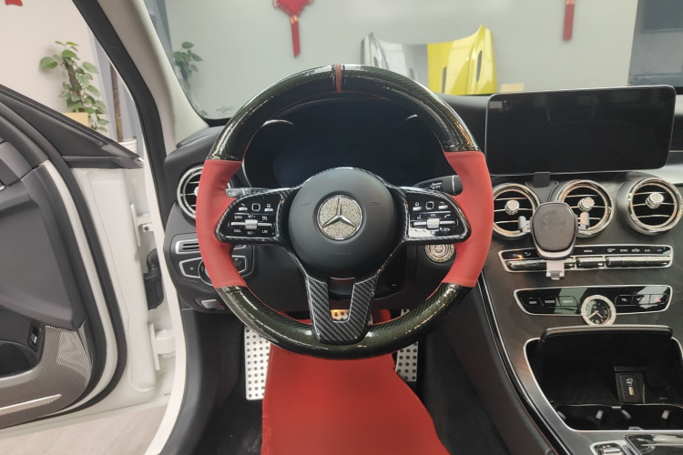 奔驰C级(进口) 2020款 改款 C 260 旅行轿车局部细节13