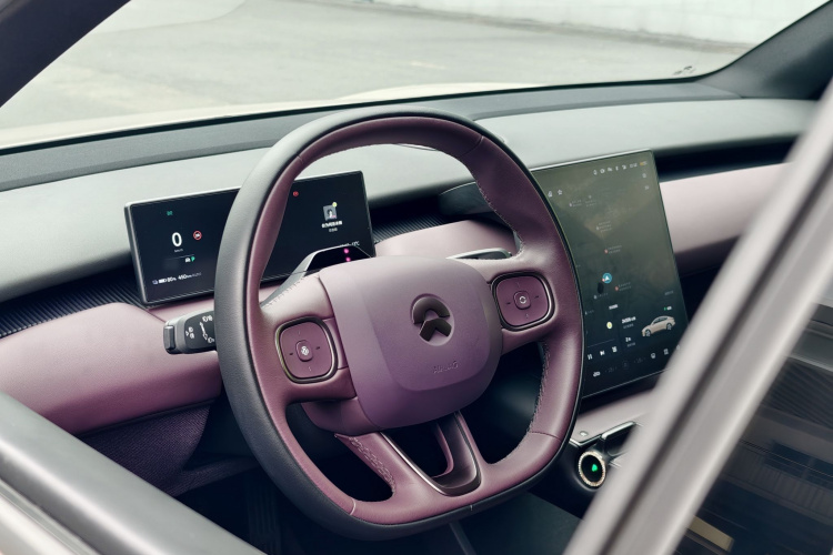 蔚来ET5 2022款 75kWh中控内饰7009