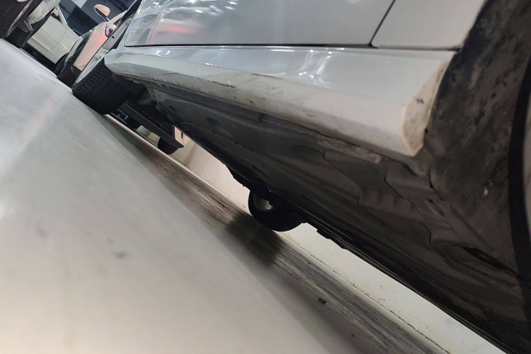 奥迪A3 2018款 30周年年型 Limousine 35 TFSI 时尚型机舱底盘29