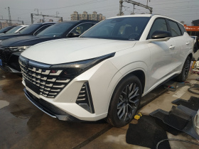 长安UNI-Z新能源 2025款 智慧新蓝鲸 125km 战舰+