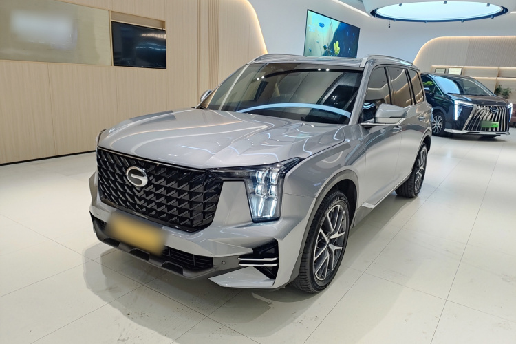 广汽传祺 传祺GS8 2022款 领航系列 2.0TGDI 四驱豪华智联版（六座）车身外观1