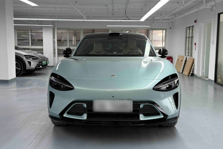 小米汽车 小米YU7 2025款 超长续航高性能四驱Max版车身外观6006