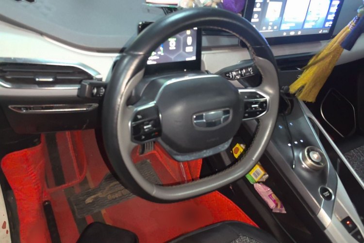 吉利几何C 2020款 甄选续航版 550KM C++局部细节13