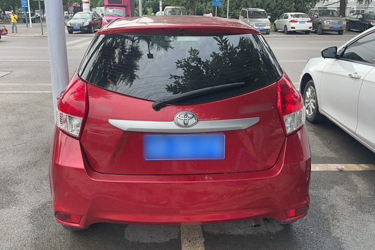 丰田 YARiS L 致炫 2015款 1.5E 自动魅动版车身外观6004