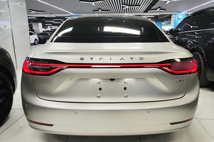 鸿蒙智行 享界S9 2024款 纯电 Ultra 四驱旗舰版车身外观6004