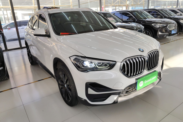 宝马X1 2021款 sDrive20Li 时尚型车身外观3