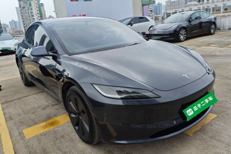 特斯拉 Model 3 2023款 后轮驱动版车身外观3