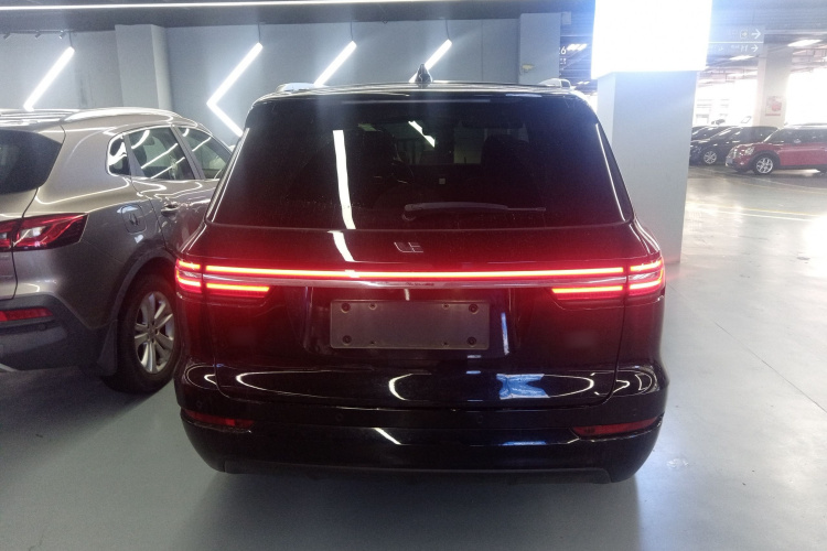 理想汽车 理想ONE 2021款 增程6座版车身外观6004