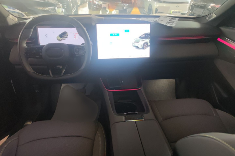 领克08 EM-P 2025款 245km 超长续航Halo中控内饰7002