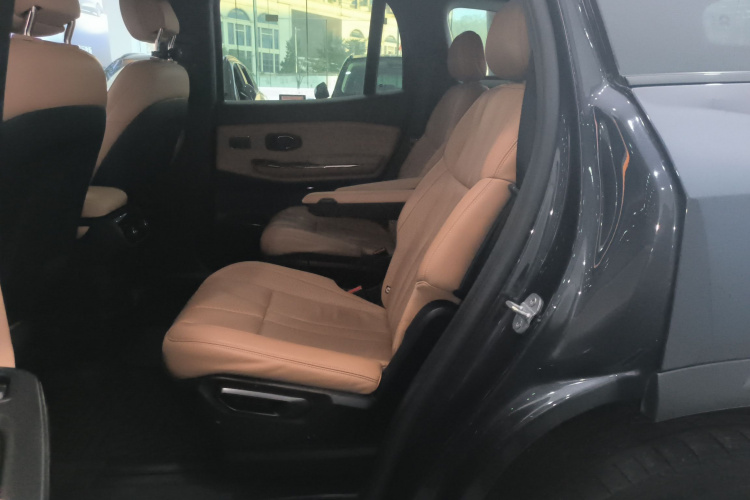 蔚来ES8 2020款 580KM 签名版 六座版中控内饰21