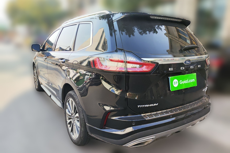 福特 锐界 2021款 PLUS EcoBoost 245 两驱豪锐型 7座车身外观5