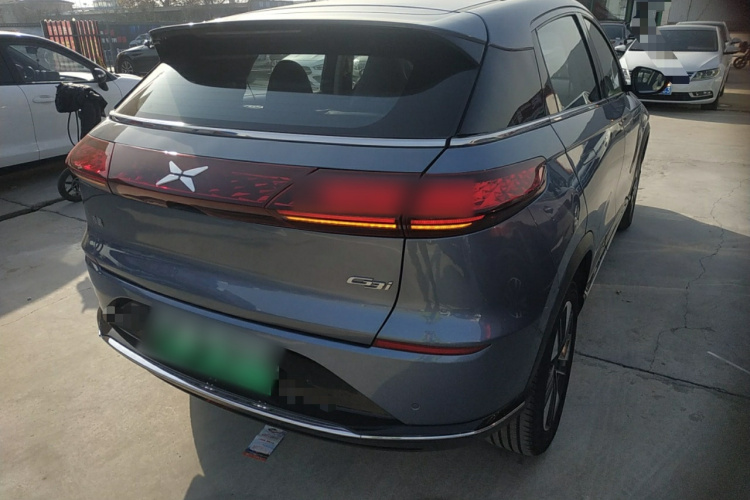 小鹏G3 2022款 G3i 520G+车身外观7